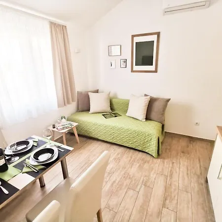Rita - Charming 2plus2 Partialseaview Apartman